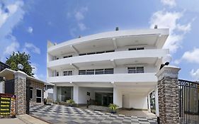 Ronaka Airport Transit Hotel